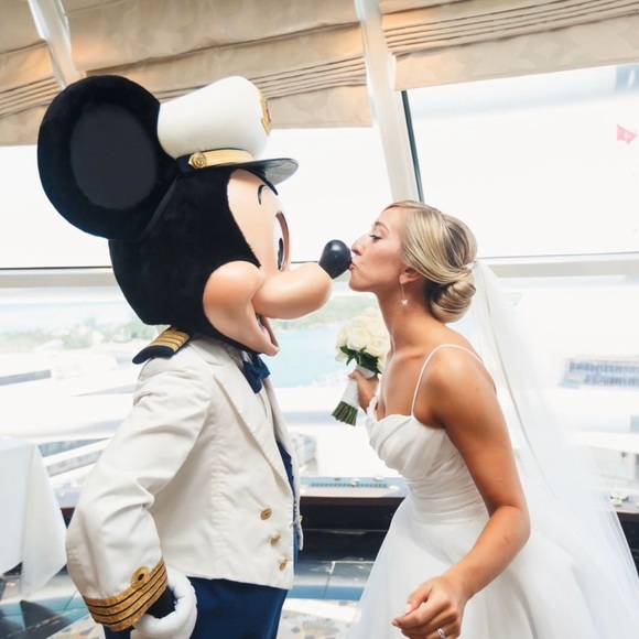 Disney Dresses & Skirts - Disney Fairytale Wedding Dress